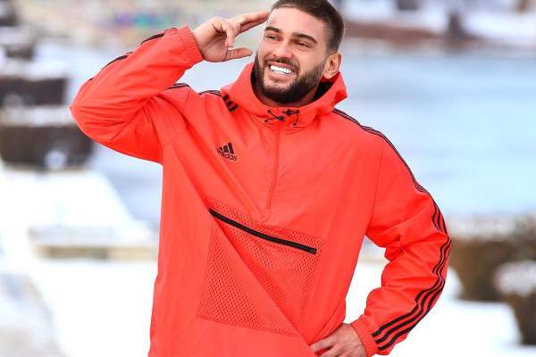 Cum arăta Dorian Popa fără fațete dentare. De ce a avut nevoie de ele