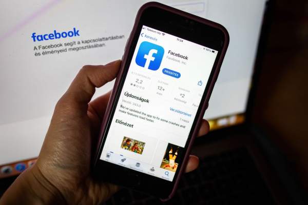 Cinci butoane secrete de pe Facebook pe care puțini le cunosc. Cum îți poți personaliza contul