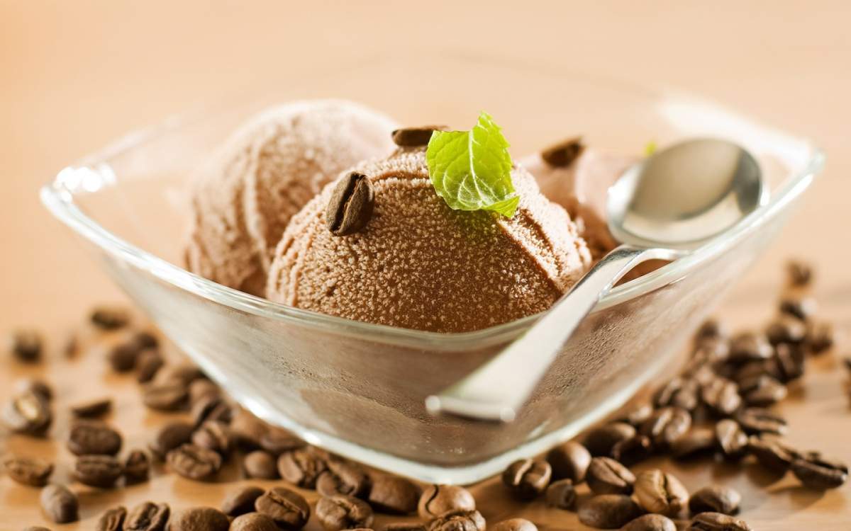 Înghețată de cafea. O rețetă răcoritoare pentru zilele toride de vară