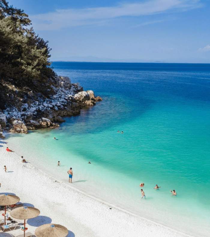 Plaja din Grecia preferată de Cosmin Seleși. Ce găsești când ajungi aici? Imaginile sunt de vis și prețurile mici / FOTO
