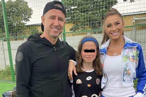 Fiul Anamariei Prodan și al lui Laurențiu Reghecampf, audiat astăzi la Judecătoria Buftea. Bebeto va merge alături de sora lui: ”Își târăște copilul în așa ceva”