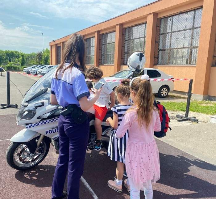 Fetiță jefuită la evenimentul organizat de Poliția Română, de 1 Iunie / Organul veghează, dar nu garantează!