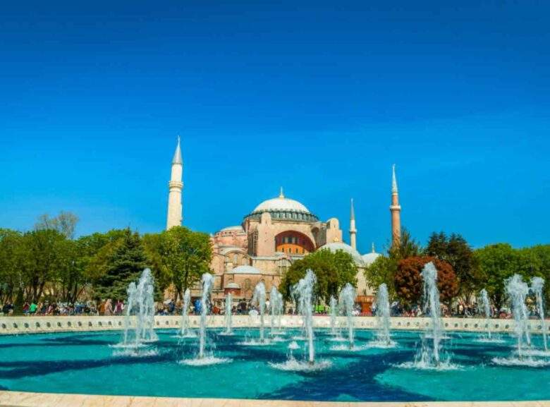 Cât costă o vacanță în Istanbul, Turcia. Ce sumă trebuie să plătești ca să te distrezi aici