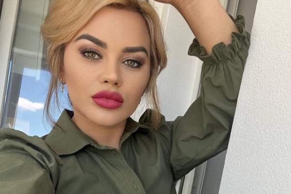 De ce a renunțat Carmen de la Sălciua la ținutele prea sexy. Răspunsul artistei: „Am trecut la următorul nivel”