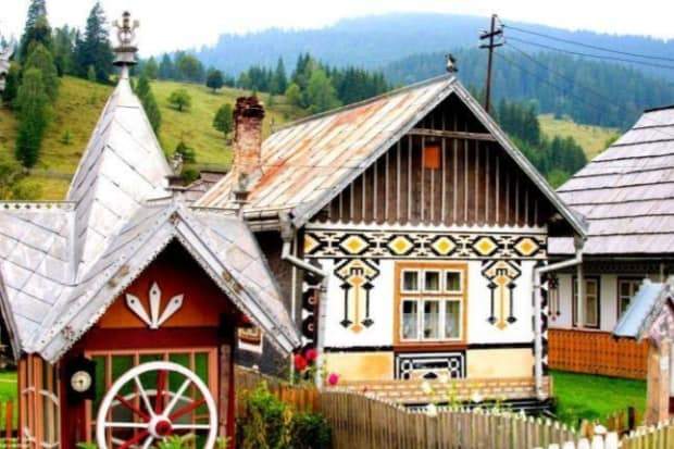 Singurul sat din România declarat "muzeu în aer liber". Ai știut de el? Ce găsești când ajungi aici. Imaginile sunt de vis / FOTO