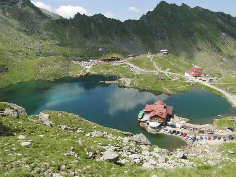 Cele mai răcoroase locuri din România pe timp de vară. Numai bune de vizitat în vacanța de vară / FOTO