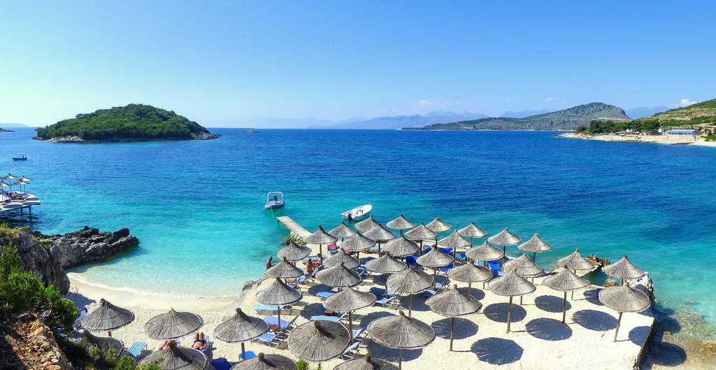Țara din Europa cu cel mai ieftin preț la cazare pe litoral. Unde sunt plajele care bat Grecia sau Turcia? Imaginile sunt uluitoare / FOTO