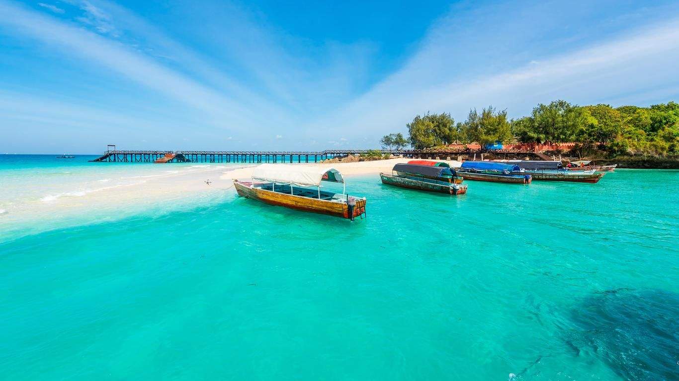 Cât costă o vacanță în Zanzibar. Destinația perfectă pentru un peisaj de vis