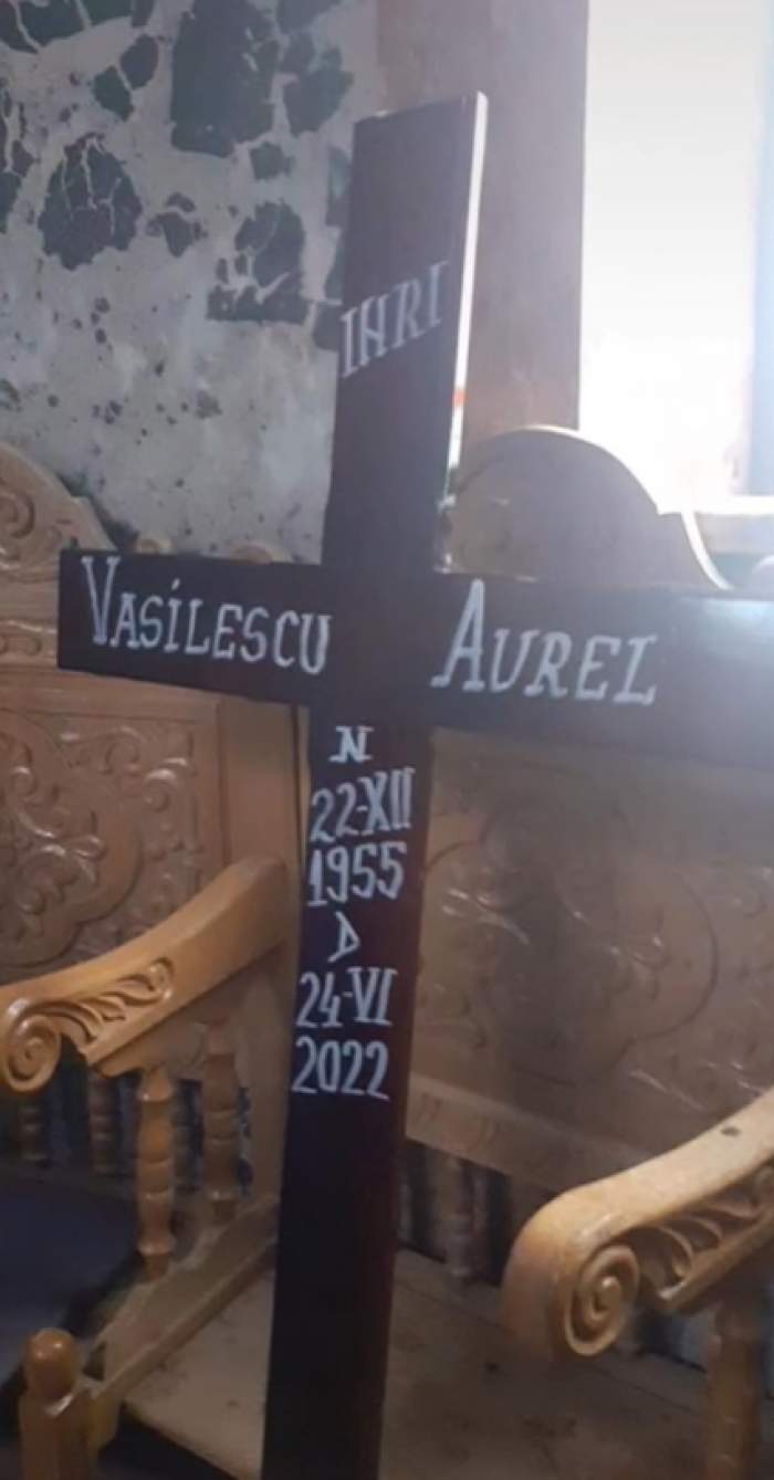 Trupul neînsuflețit al lui Leluț Vasilescu, toboșarul trupei Compact, a fost depus la Capela Cimitirului Bellu. Artistul a murit la vârsta de 66 de ani / VIDEO