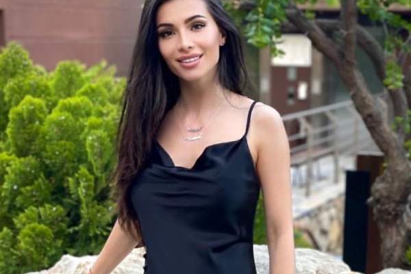 Ce notă a luat Anda Călin la Bacalaureat. Iubita lui Liviu Vârciu și-a surprins fanii: "Pe vremea mea..." / FOTO