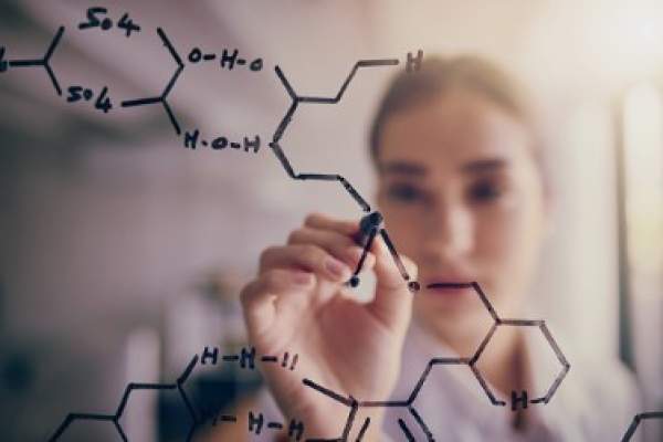 Cea mai inteligentă zodie feminină. Au un IQ ridicat și sunt născute să aibă job-uri bune