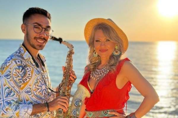 Mirela Vaida, o nouă surpriză pentru toți fanii ei. Ce le-a pregătit, alături de Armin Nicoară: ”La 4:30 eram pe plajă, la mare” / FOTO