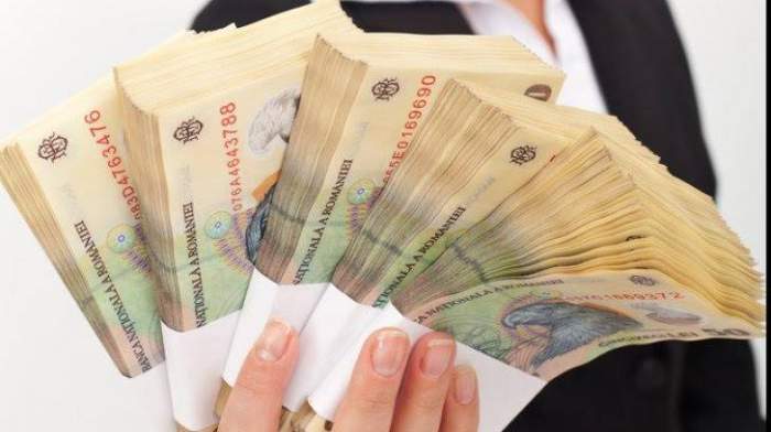 Un angajat a primit, din greșeală, 286 de salarii în loc de unul singur. Ce a făcut bărbatul, după ce a promis că va returna suma