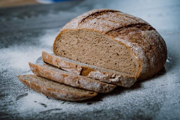 Cu ce să înlocuiești pâinea. Zece idei pentru mese mai sănătoase