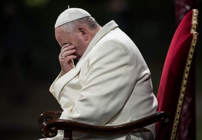 Papa Francisc cere încetarea războiului din Ucraina. Suveranul Pontif spune conducătorilor să nu ducă "umanitatea la distrugere"