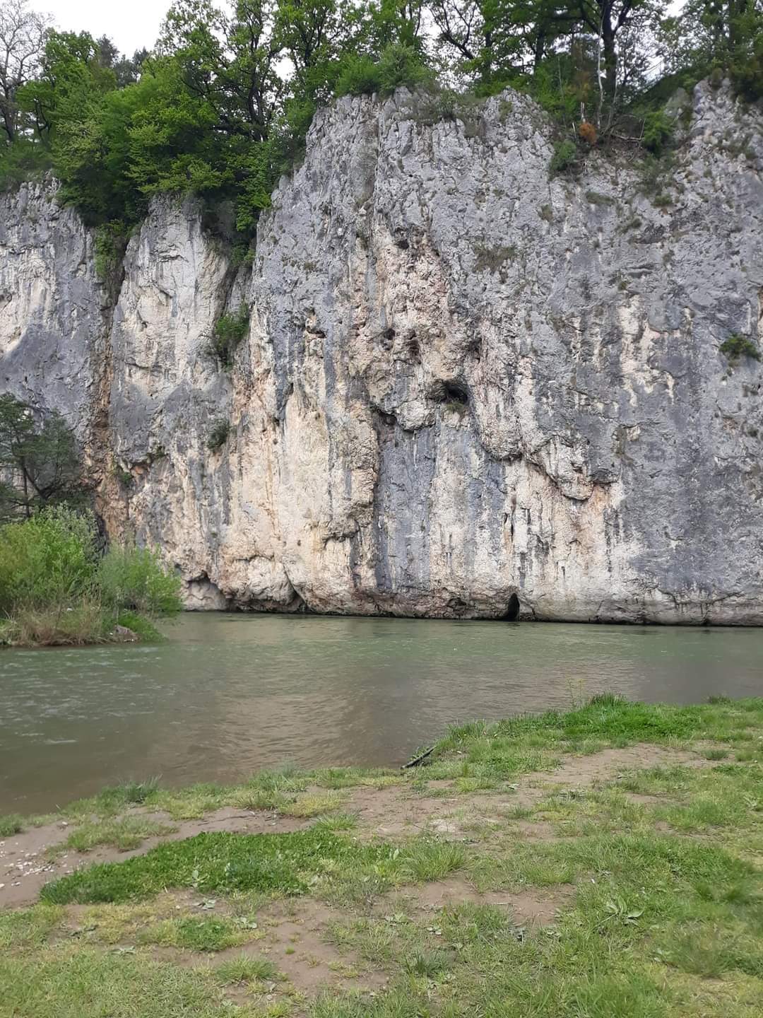 Locul din România confundat cu Thailanda. Plaja sălbatică, la mare căutare printre turiști! Ai auzit de acest loc de vis? / FOTO