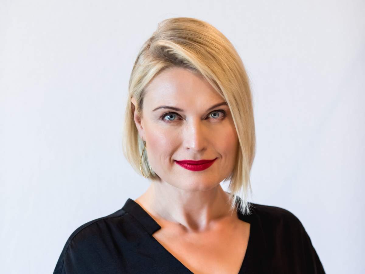 Cine este Tosca Musk, sora lui Elon Musk. De ce refuză femeia să vorbească despre fratele ei