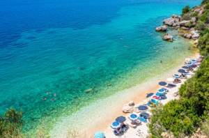 Cele mai frumoase insule din Grecia. Locurile care atrag sute de mii de turiști an de an / FOTO
