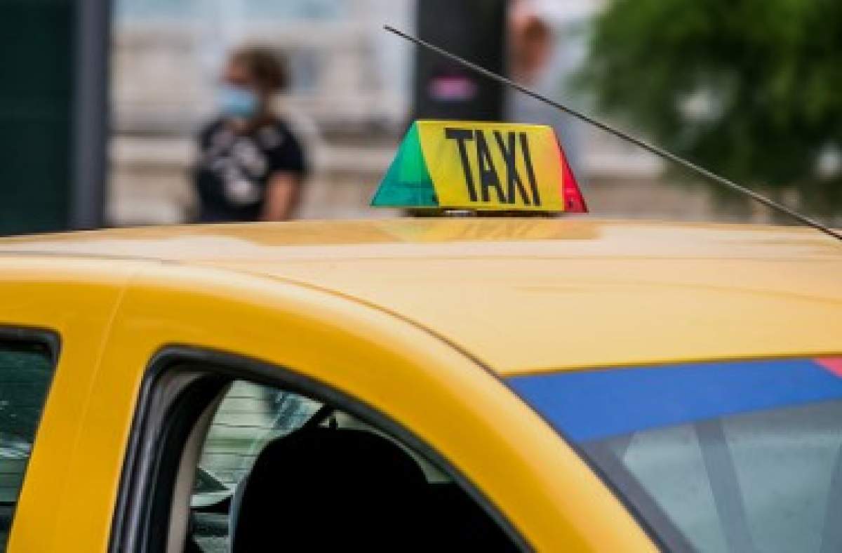 taxi în România