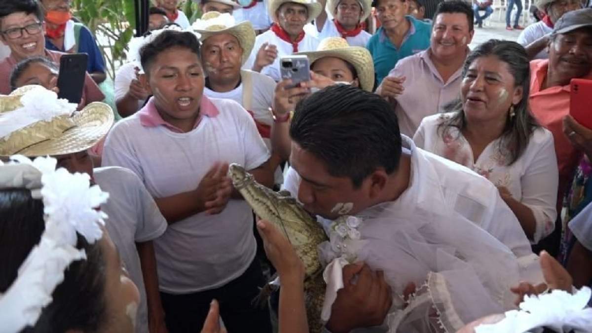 Victor Hugo Sosa Un primar s-a căsătorit cu un aligator, pe care l-a numit ”Mica Prințesă”. Motivul halucinant pentru care a recurs la un astfel de gest / FOTO