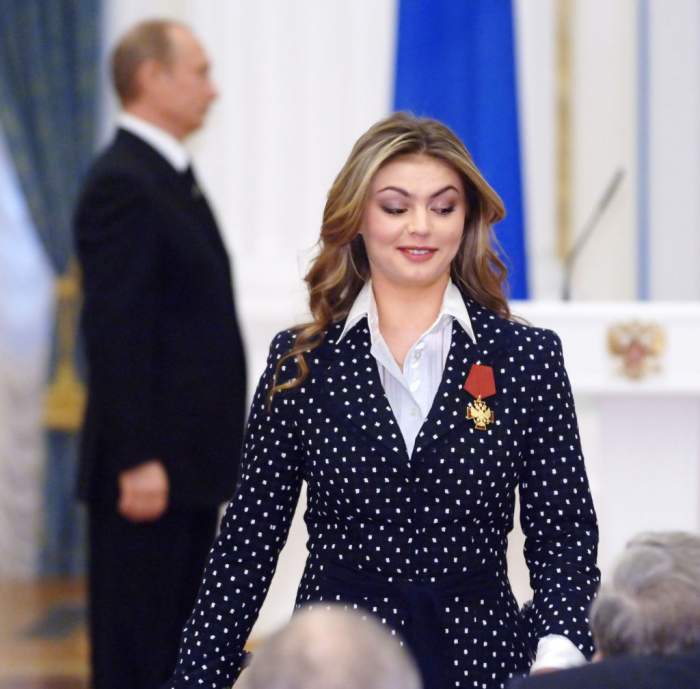 Cum ar fi început relația dintre Vladimir Putin și Alina Kabaeva. Gimnasta ar fi din nou însărcinată