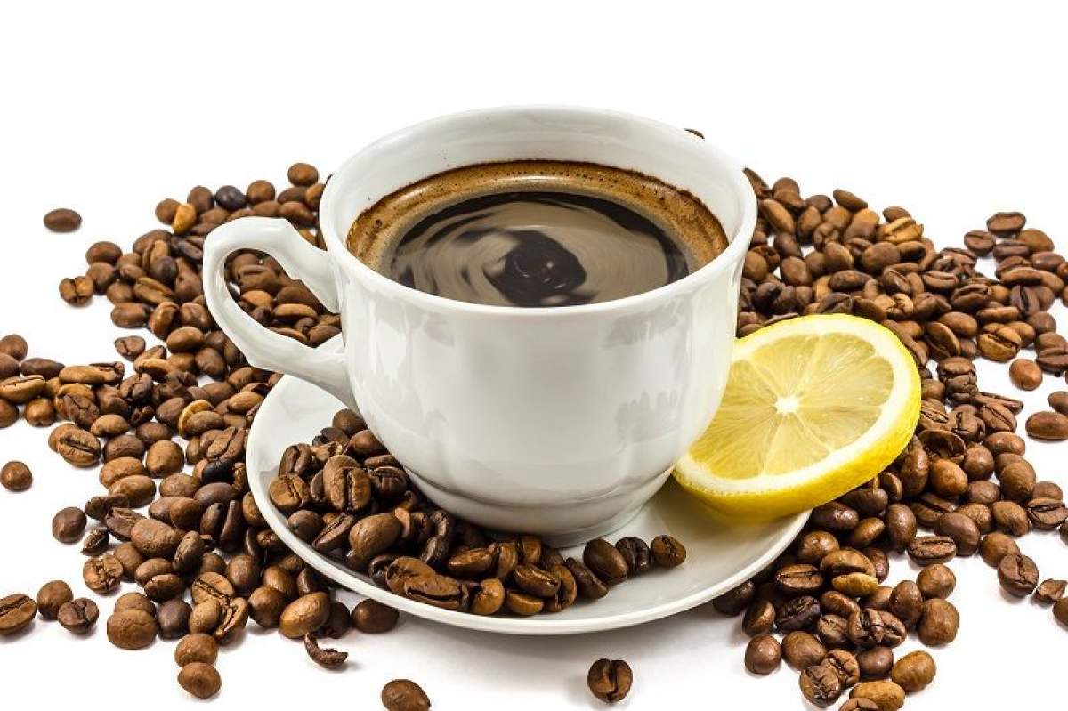 Ce se întâmplă dacă amesteci cafeaua cu lămâie și o bei dimineața. Ce efect are în corpul tău