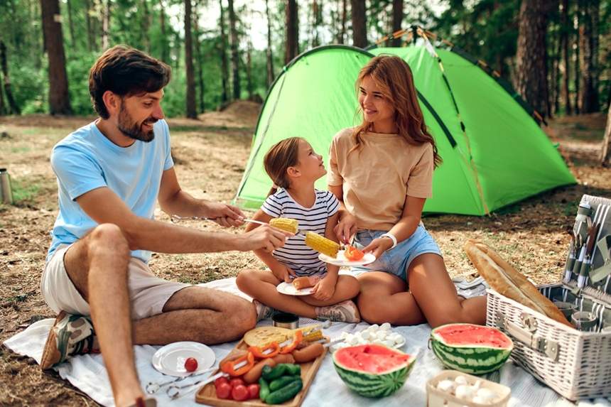 Cele mai bune sporturi pentru vară - vezi sugestiile de familie de pe Sportano.ro