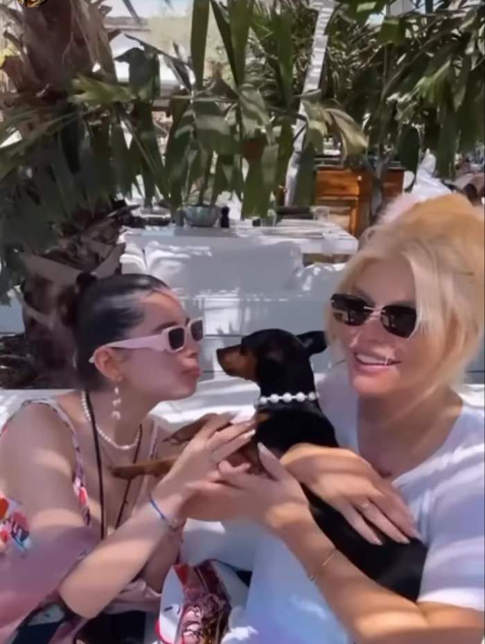 Stațiunea de pe litoralul românesc preferată de Loredana Groza. Jurata de la X Factor, vacanță alături de fiica ei / FOTO