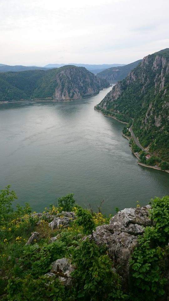 Locul din România unde turiștii se simt ca în Elveția. Are un peisaj de vis și este unul dintre cele mai frumoase din Europa. Ce lecție de istorie ascunde / FOTO