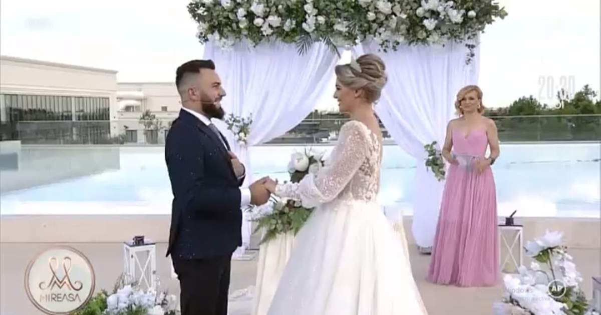 Alina și Valentin Alina și Valentin, de la Mireasa, jurăminte de dragoste. Cei doi se căsătoresc: „Te voi iubi până la sfârșitul lumii!” / VIDEO