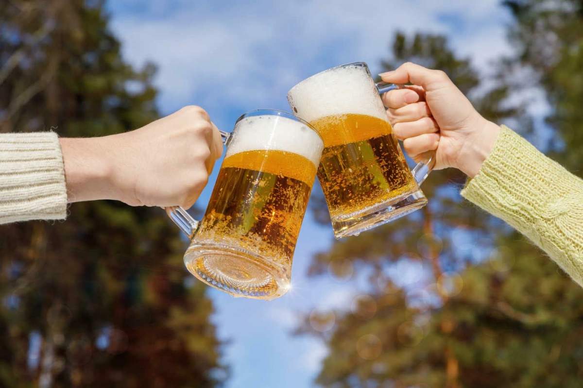 Veste proastă pentru iubitorii de bere. Prețul acestei băuturi va crește de la 1 august