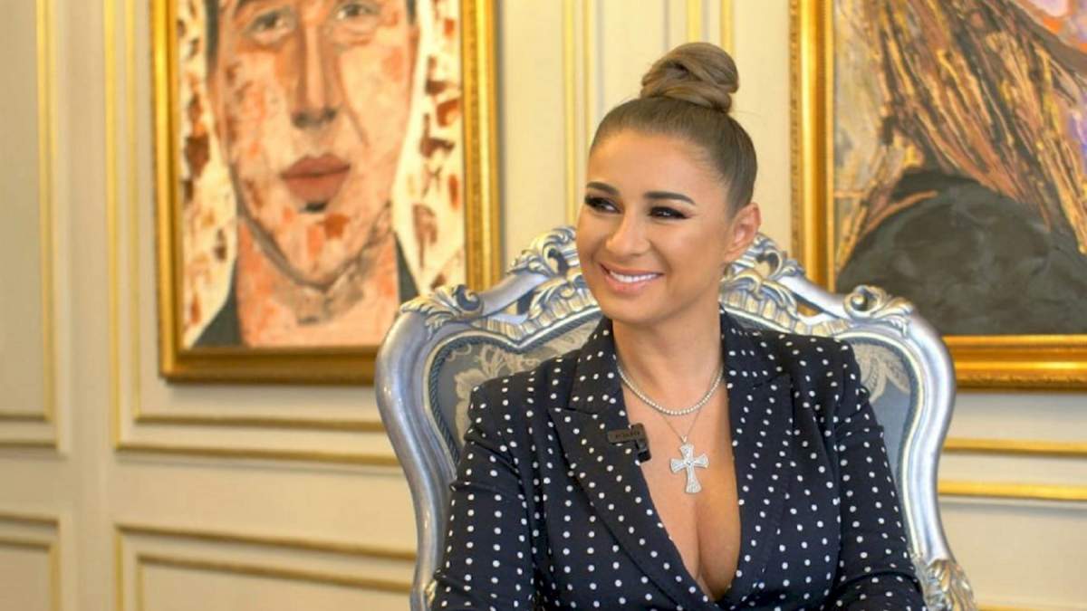 Anamaria Prodan spune adevarul despre pensia alimentară. Sexy impresara nu s-a mai putut abține: “Copilul meu nu e bătaia de joc a lui Reghecampf”