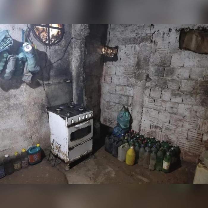 O mamă și cei doi copii ai săi au fost sechestrați timp de 17 ani de soţul ei: ”Legaţi, murdari şi subnutriţi”. Cum a fost posibil / FOTO