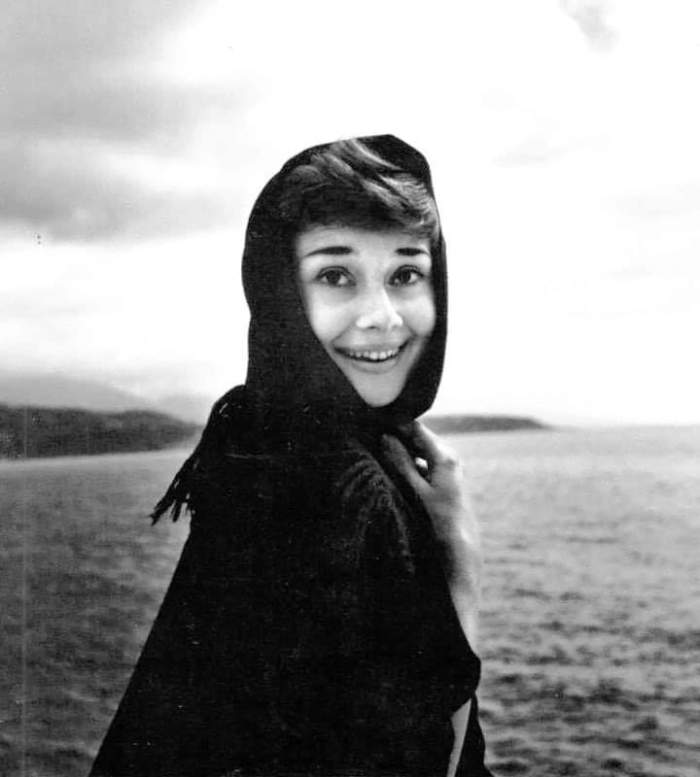 Drama celei mai frumoase femei din toate timpurile. Povestea actriței Audrey Hepburn, diva care vorbea 5 limbi străine, dar care s-a înfometat până la moarte