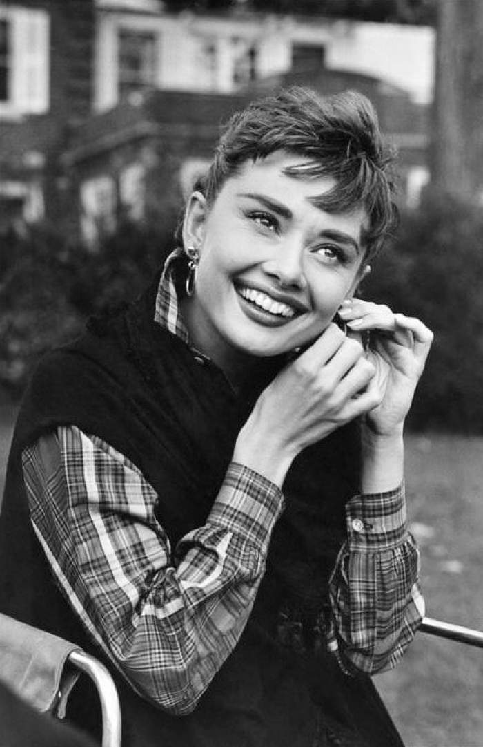 Drama celei mai frumoase femei din toate timpurile. Povestea actriței Audrey Hepburn, diva care vorbea 5 limbi străine, dar care s-a înfometat până la moarte
