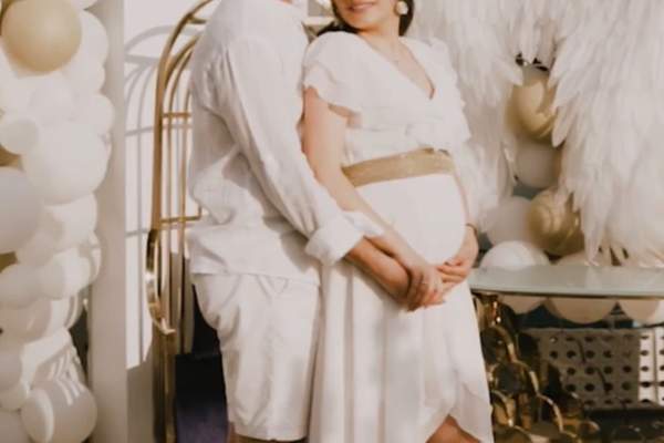 Veste mare în showbiz-ul românesc. Cântăreața e gravidă cu gemeni