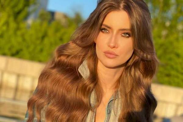 Iulia Albu, anunț neașteptat pe Internet: "Aștept să vină Poliția". Ce a pățit criticul de modă