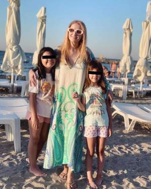 Alina Sorescu, vacanță alături de fetițele ei. Unde s-a retras vedeta în plin scandal de divorț cu Alexandru Ciucu / FOTO