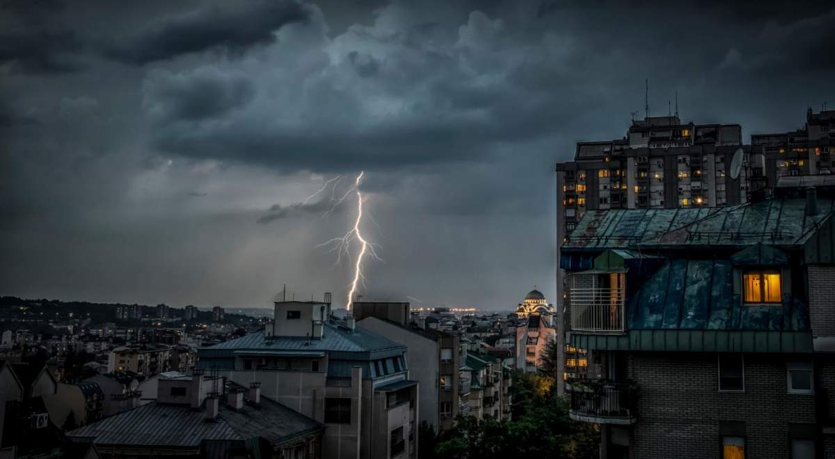 Avertizări ANM de ultim moment! Se anunță mesaje RO-Alert. Unde vor fi furtuni