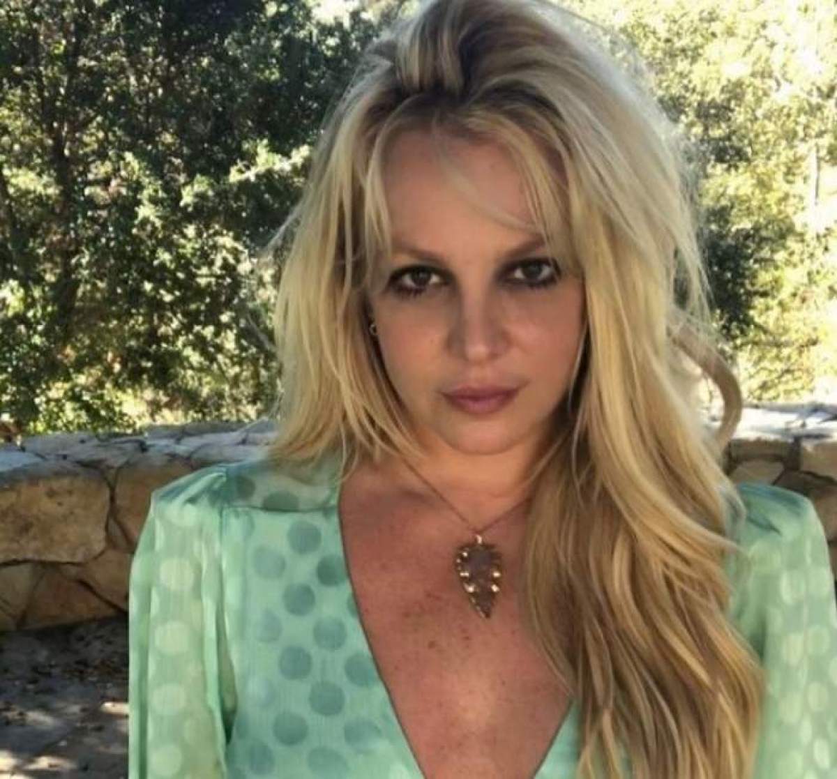 Britney Spears, în grădină