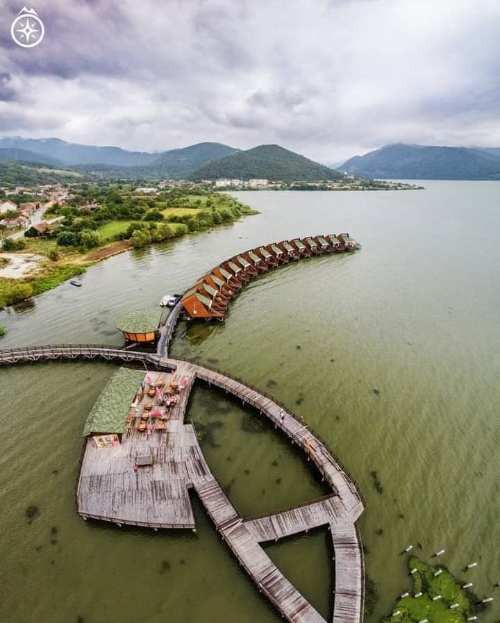 Locul din România unde turiștii se simt ca în Maldive. Este o zonă de vis. Tu ai știut de el? / FOTO