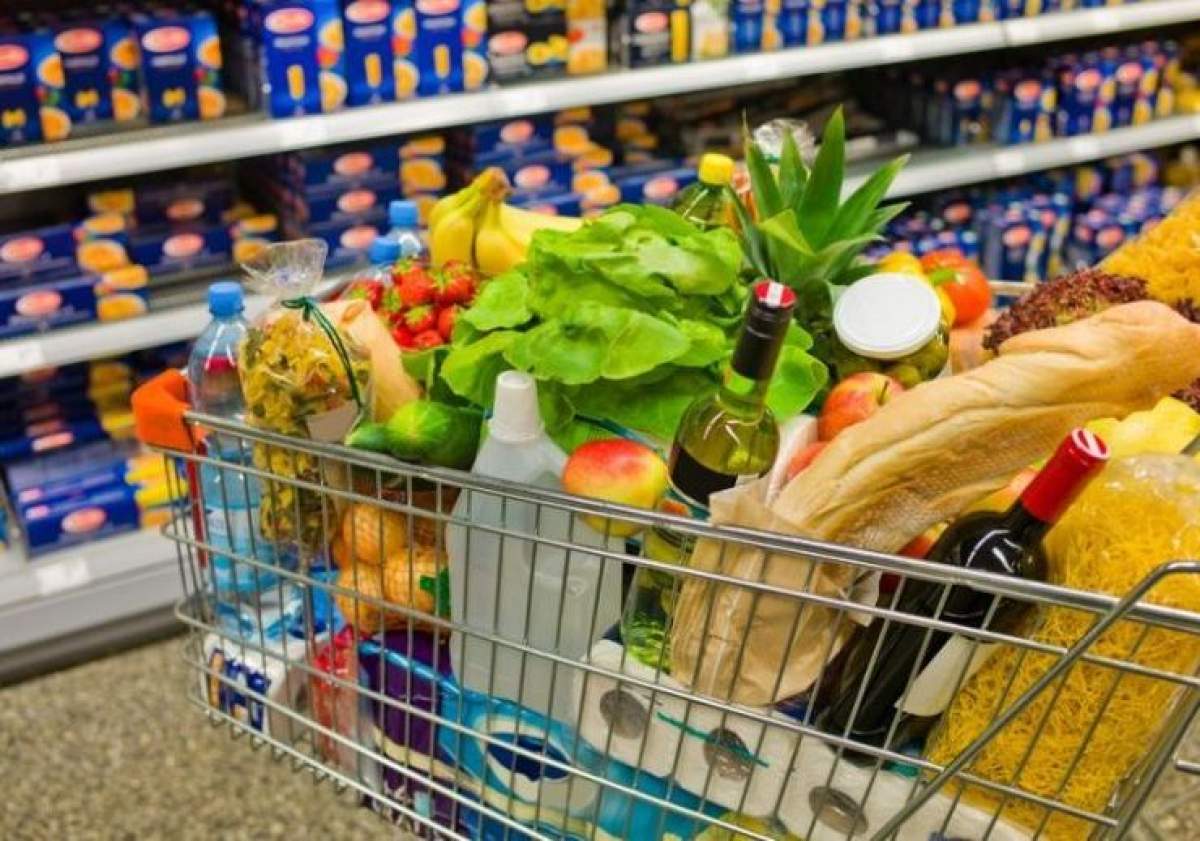 Coș de cumpărături Ce poți să cumperi cu voucherele pentru alimente. Trebuie să te încadrezi în suma de 250 de lei