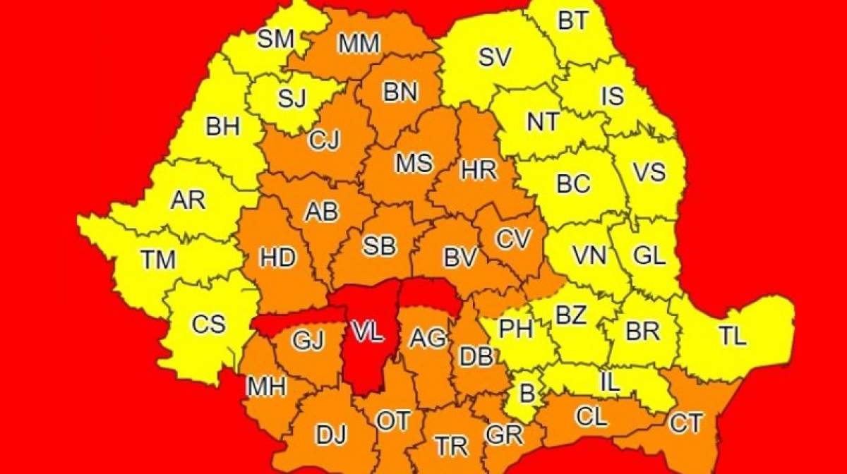 Avertizare ANM! Cod roșu de ploi torențiale până sâmbătă dimineaţă. Unde lovesc furtunile