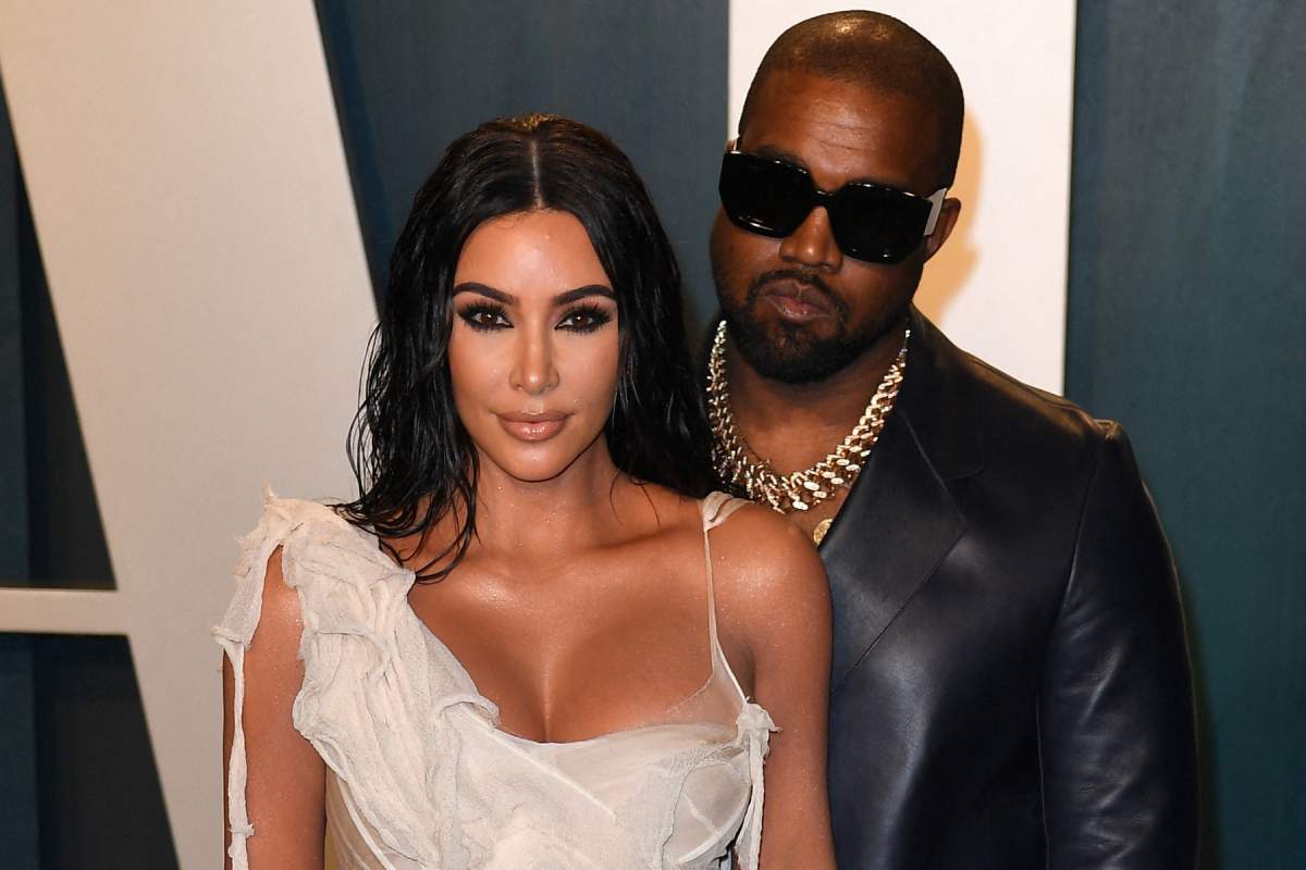 Un nou conflict în familia Kardashian. Kanye West, mesaj controversat pe rețelele de socializare: “Fetele mele nu vor poza în Playboy”