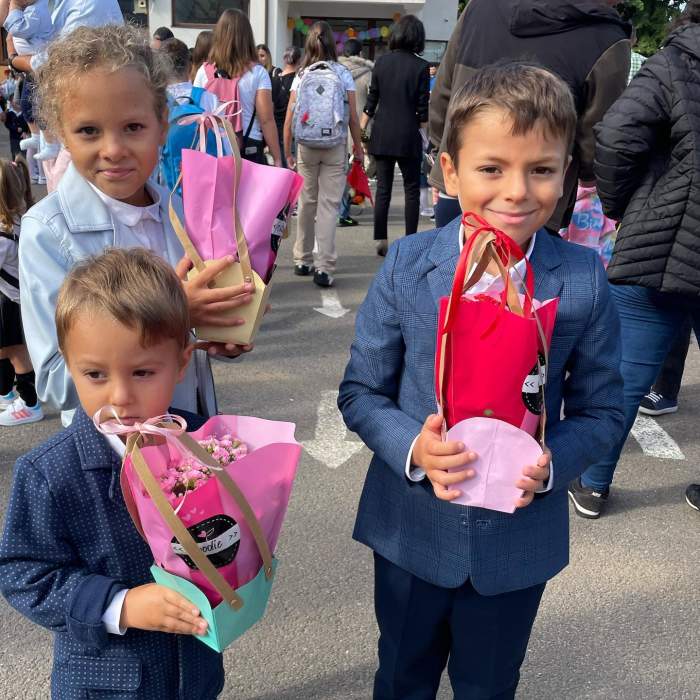 Mirela Vaida și-a dus copiii la biserică înainte de prima zi de școală. Imagini emoționante cu cei mici / FOTO