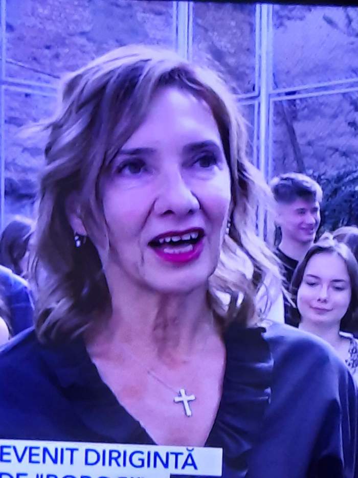 Carmen Iohannis în prima zi de școală. Ținuta ei a atras toate privirile / VIDEO