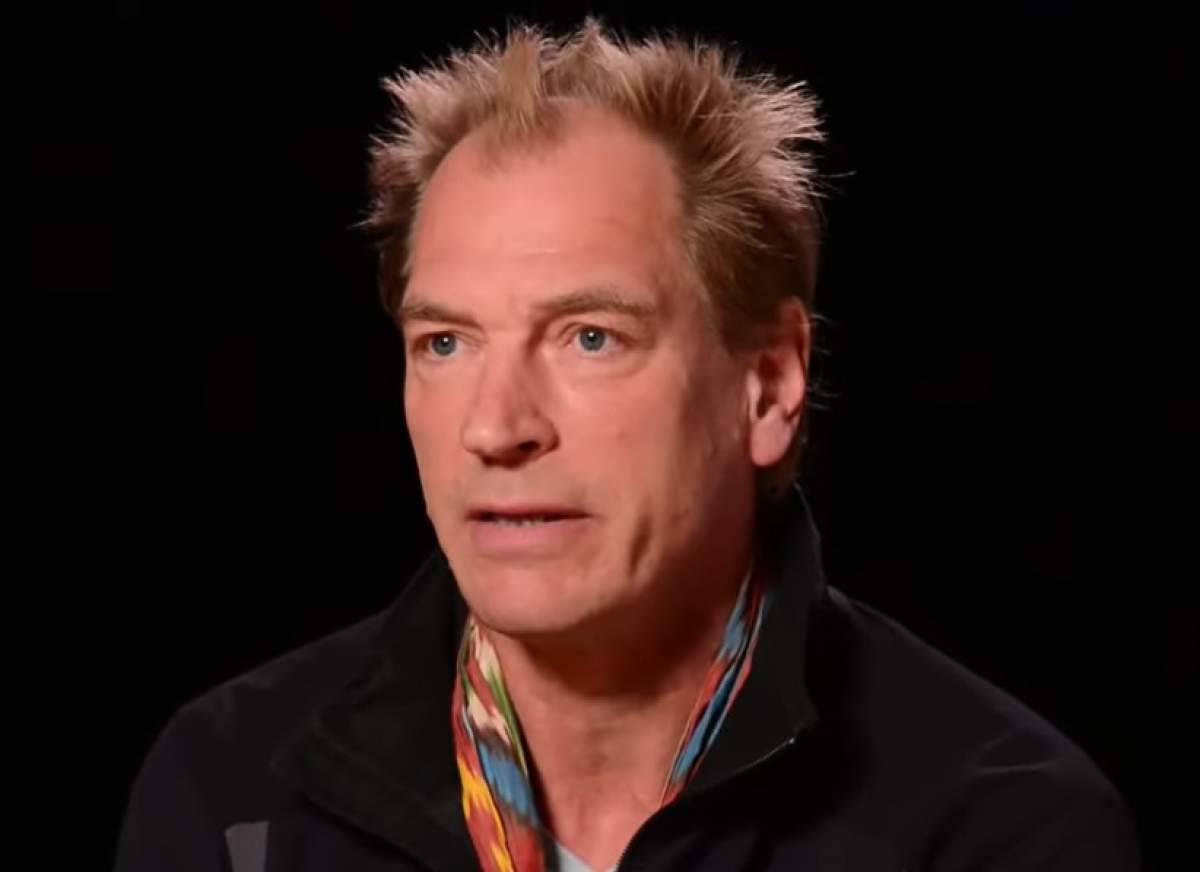 Julian Sands la un interviu