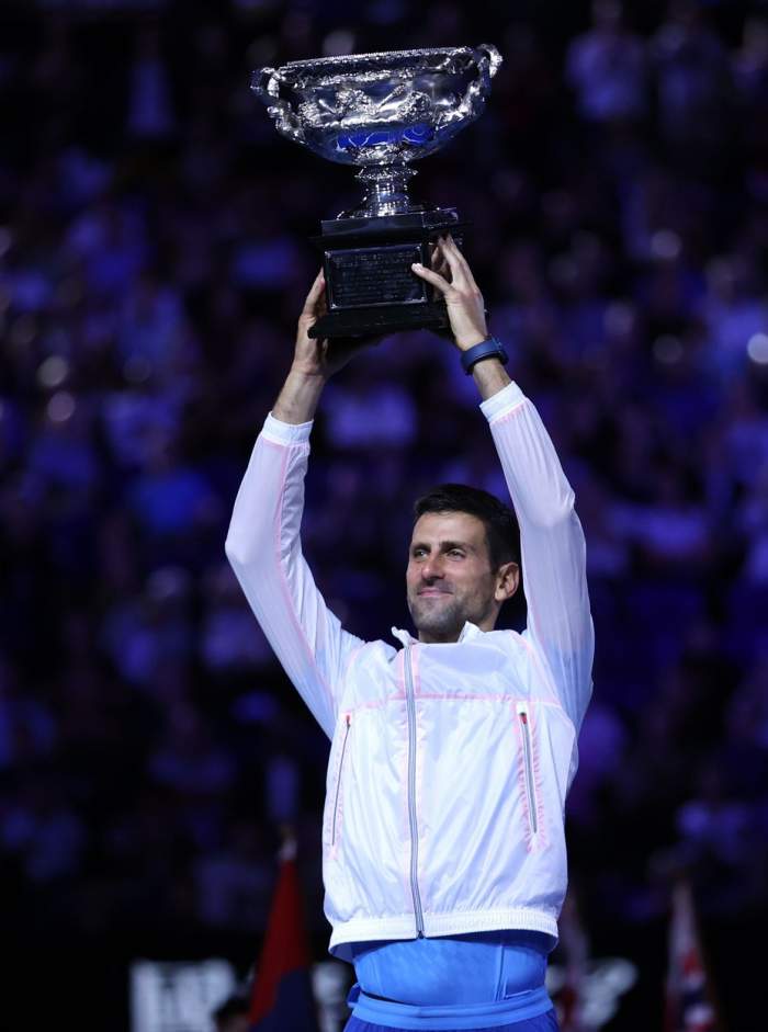 Novak Djokovic a câștigat marele titlu la Australian Open. Sportivul l-a învins pe Stefanos Tsitsipas