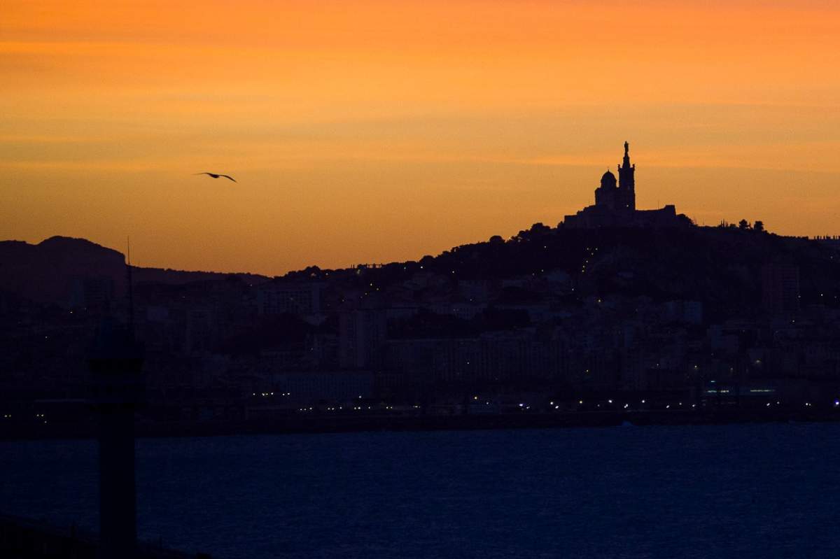 Franța, orașul olimpic Marsilia - Răsărit la Notre Dame de la Garde