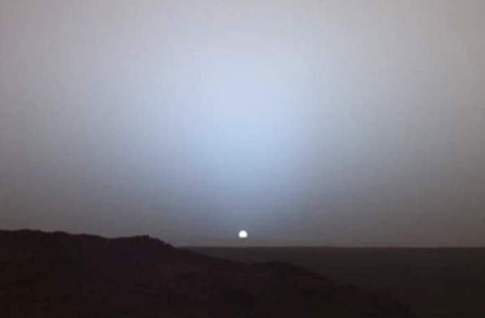 Imagini de senzație cu apusul verde-albăstrui, surprinse de NASA
